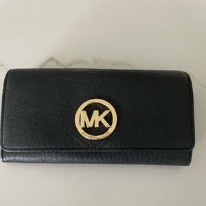 Michael kors soft leather wallet